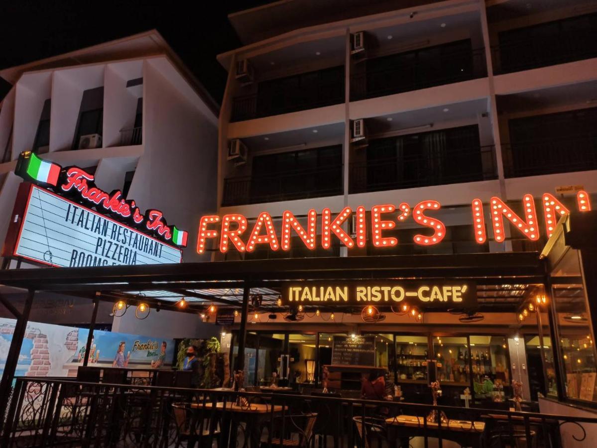 Frankie'S Inn Jomtien Beach Exterior photo